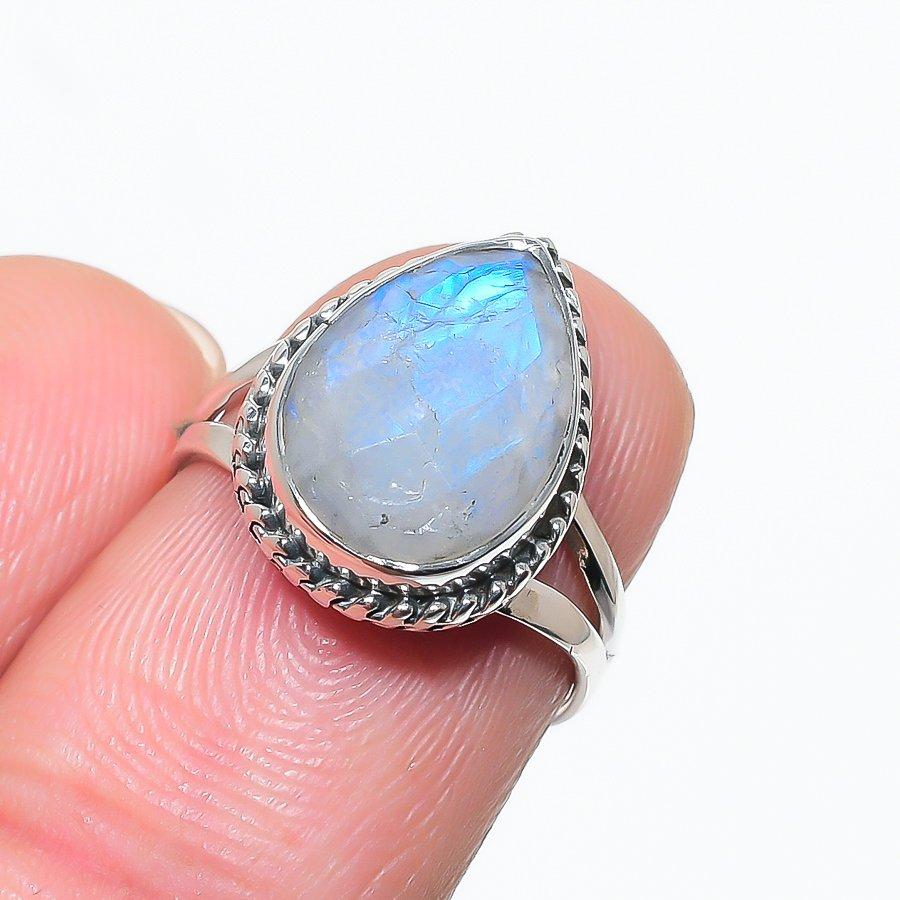 Natural Rainbow Moonstone Gemstone 925 Solid Sterling Silver Gift Ring S.6 W1k96