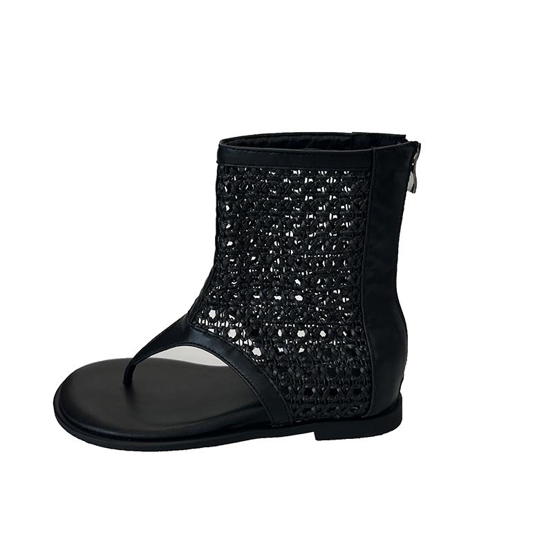 

Fashion Flat Clip-in Herringbone Cold Boots Women s New Summer Cutout Soft Sole Non-slip Mid-tube Bohemian Roma Sandals 42 чёрный