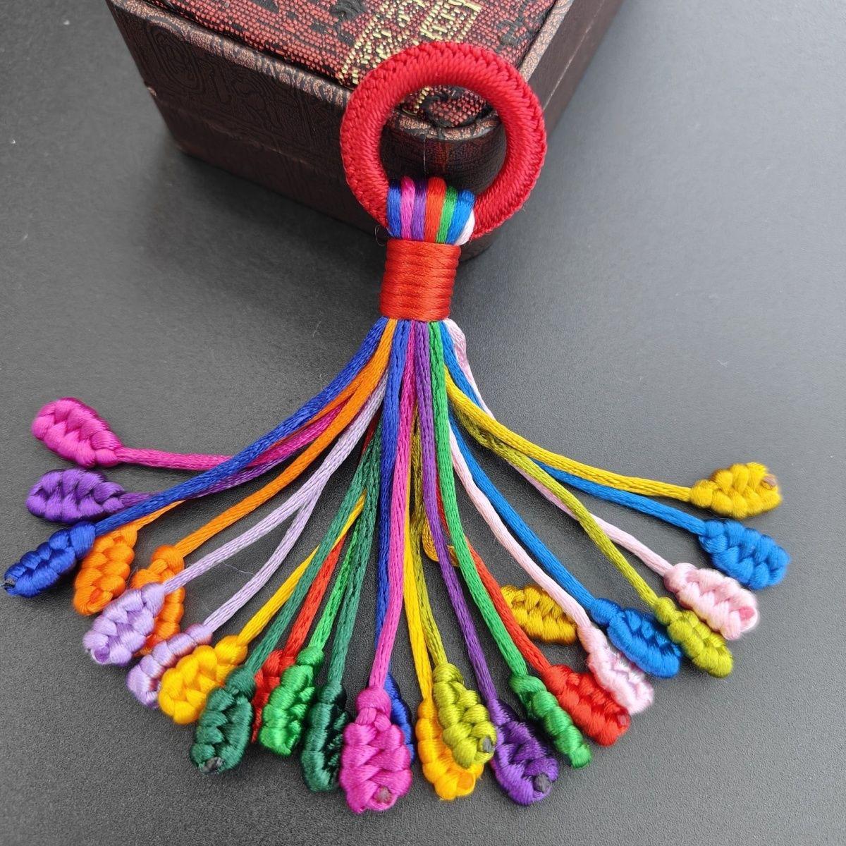 

Этнический стиль, пять цветов, ручная работа, брелок, цветная веревка, узел в виде хвоста феникса, упаковка, подвеска для автомобиля, праздничный кулон на лодку Loong, готовый продукт 1pc