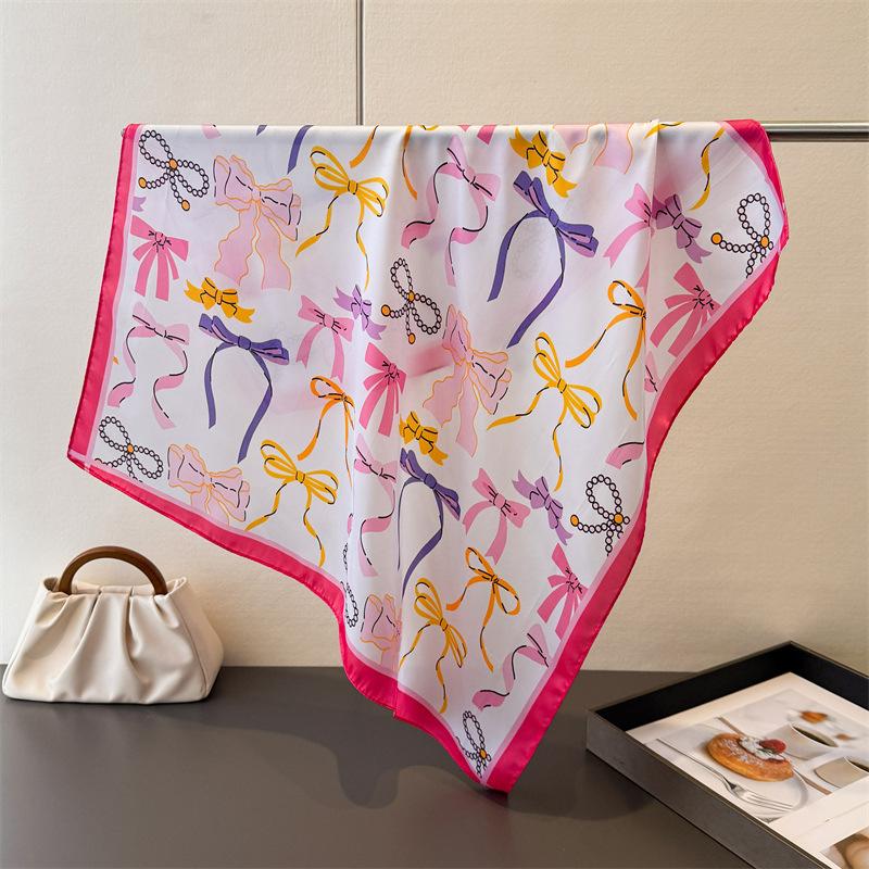 New Temperament Commuting Print Imitation Silk 70 Small Square Scarf High-end Feeling Shawl Versatile Neck Scarf Women's