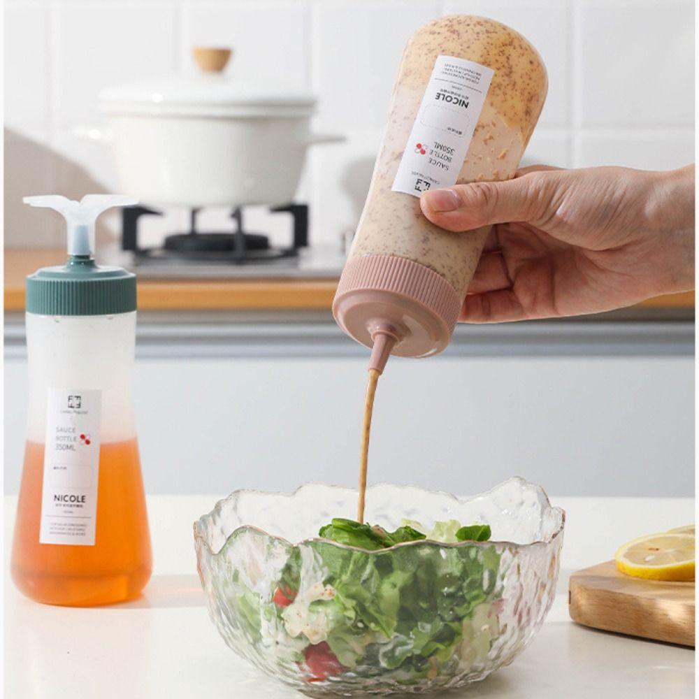 Küchenbedarf Abgestufte Quetschflasche Gewürzflaschen aus Kunststoff Langlebige Ölflasche