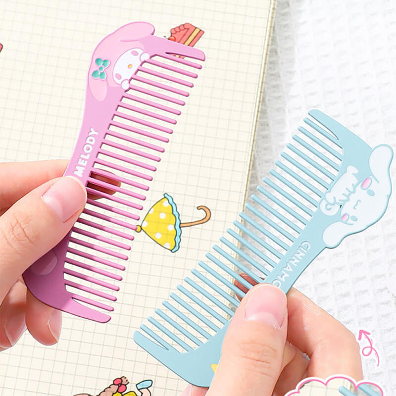Sanrio hair comb