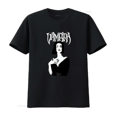 Vampira Horror Host Gothic T-Shirt Vampir Halloween Pastell Goth Kleidung Weich Grunge Vintage Gewaschen Grafik Lässig