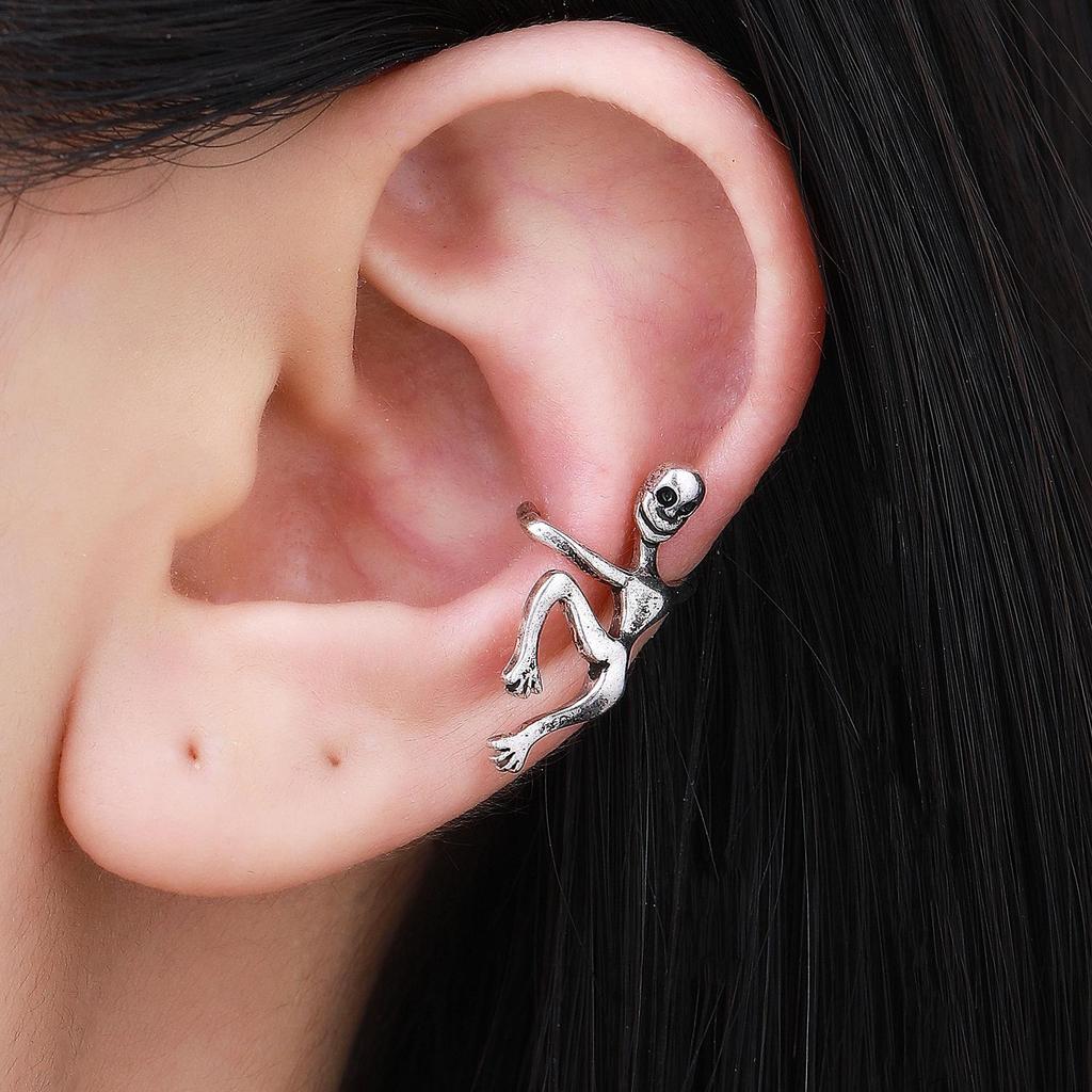 Retro Gothic Skull & Spider Ear Bone Clip - No Piercing Needed