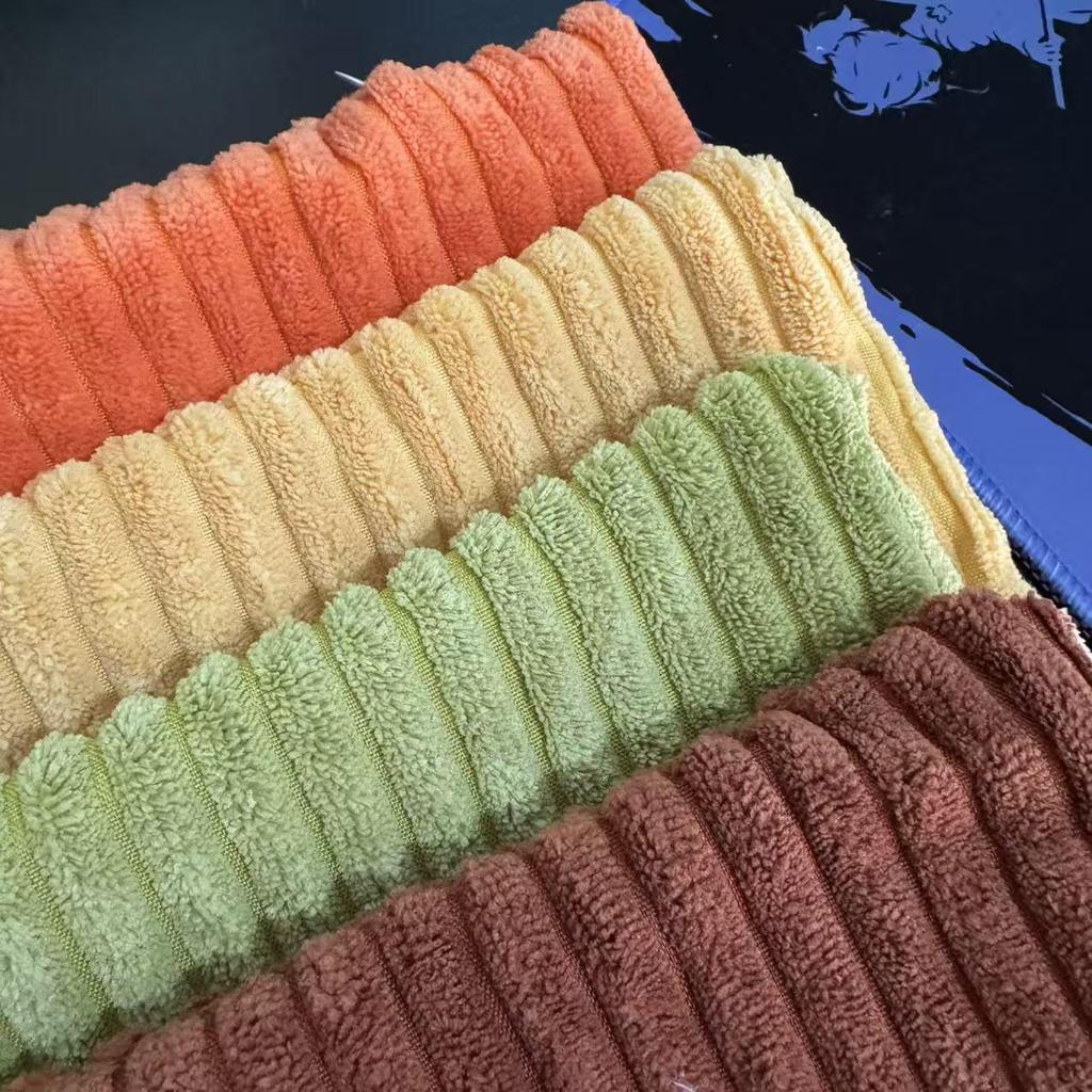 Modernes minimalistisches Cord-4-teiliges Set: Kissenbezüge in einfarbig und gestreift