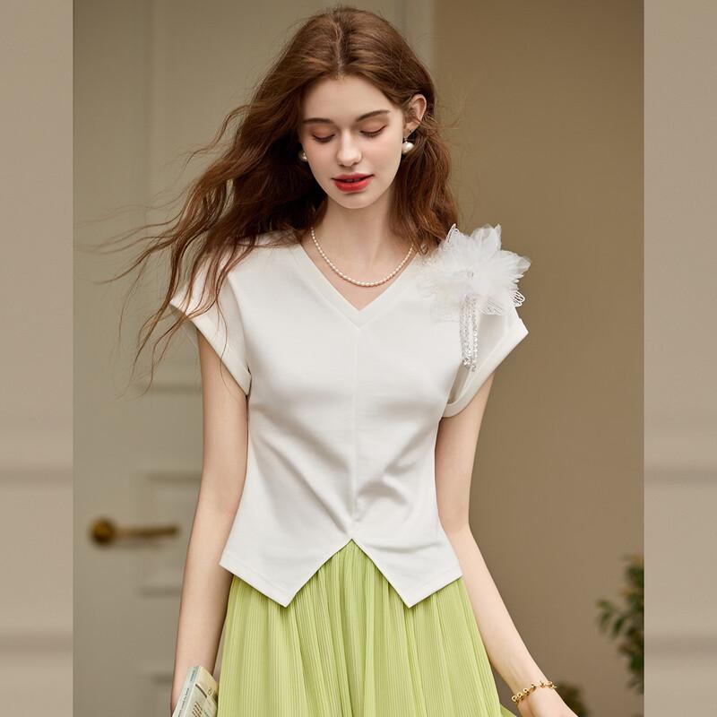Women s V-Neck Slim-Fit 3D Floral Sleeve T-Shirt S