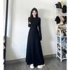 Schwarzes Langarmkleid im Hepburn-Stil: Elegantes französisches Design für Damen - Frühher Herbst, Figurschmeichelnde Taillenbetonung
