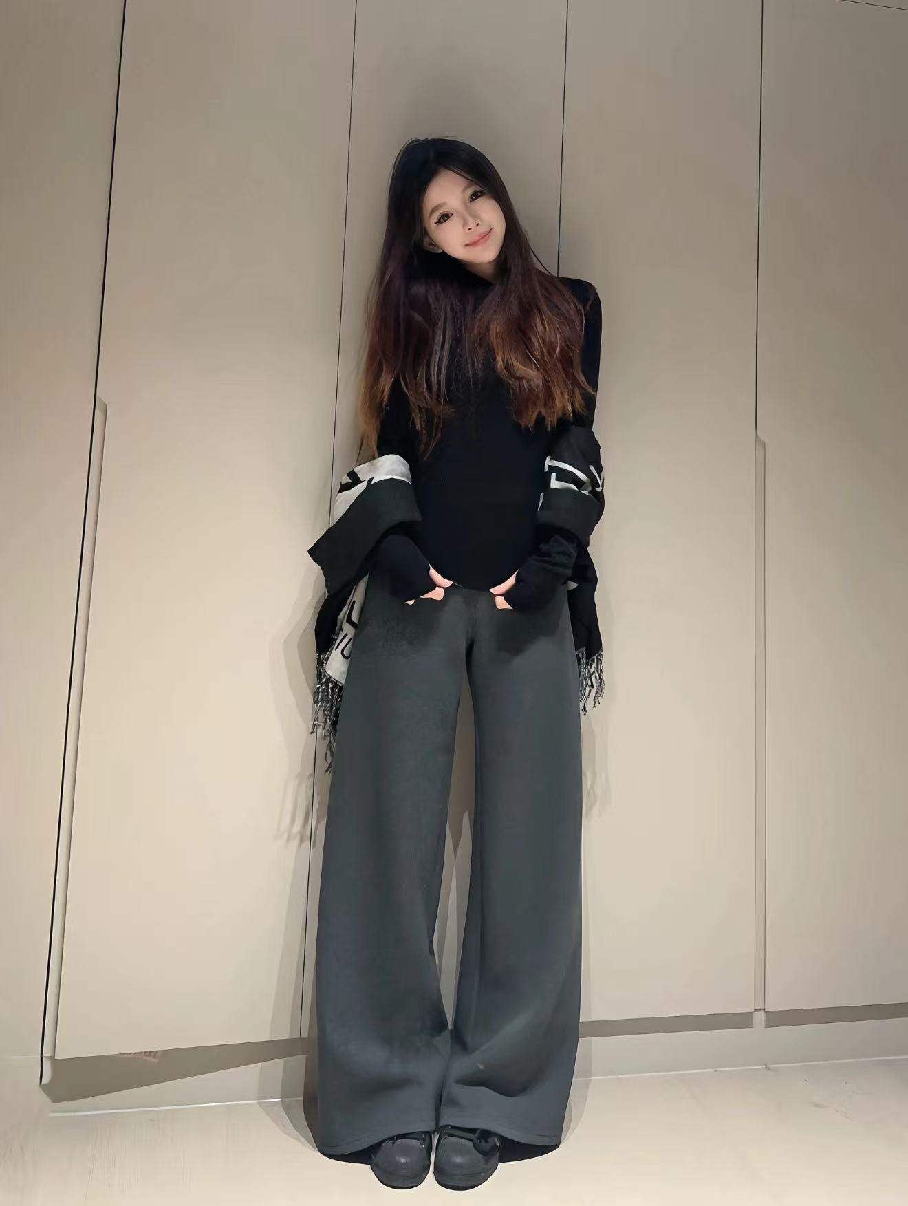 

Women s Velvet Elastic Waist Slimming Straight-Leg Pants for Autumn & Winter Large