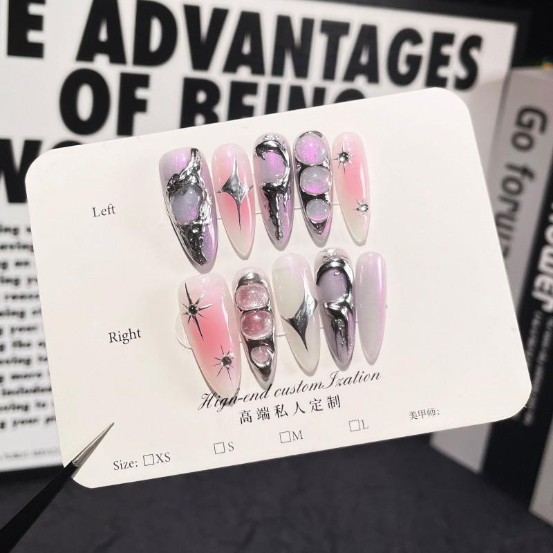 Handmade Press-On Nails With 3D Embossed Design Glitter Chrome Finish Women Stylish Edgy Sweet Cool Nail Art Tips