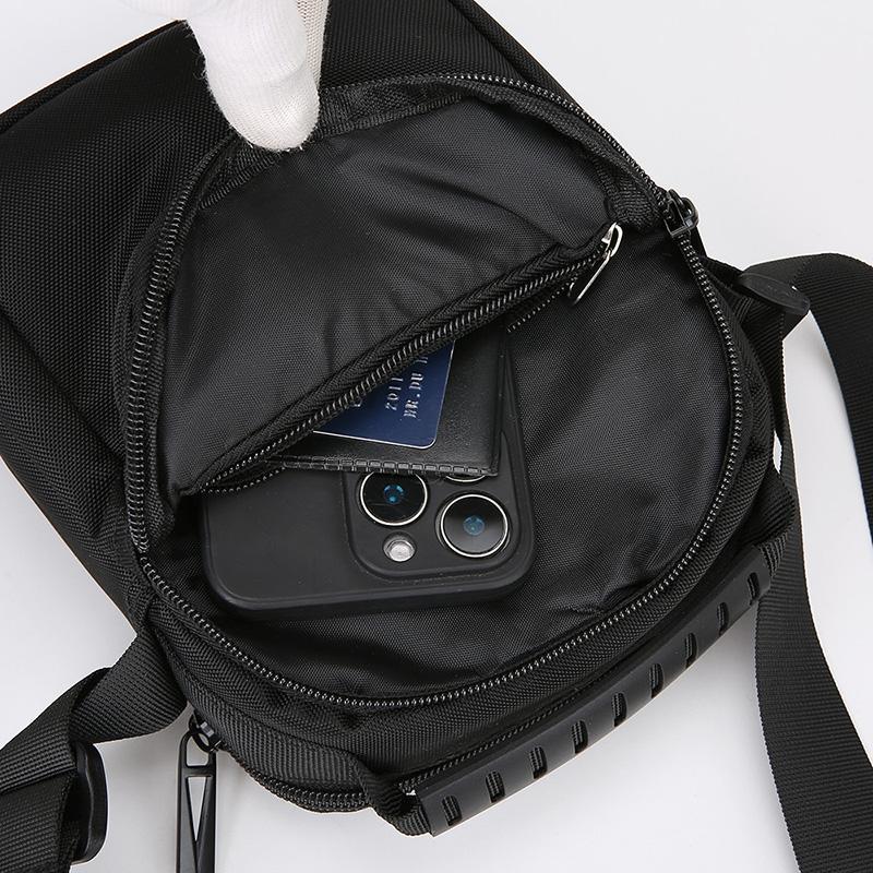 Men's Fashion Crossbody Bag - Lightweight Small Shoulder Messenger Purse (Stylish & Elegant Casual Handbag for Daily Use)