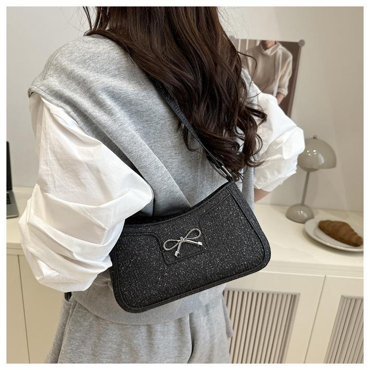 Chic Faux Leather Underarm Bag for Women 2026 Trendy Single Shoulder Purse Fashionable Daily Crossbody Handbag