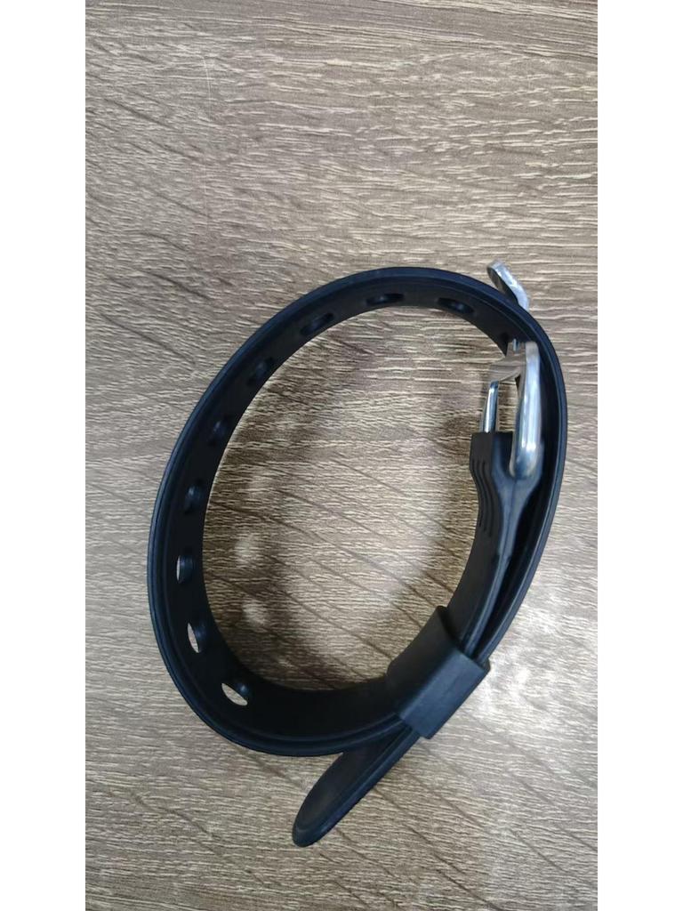 Multi-Purpose Silicone Tie-Down Buckle for Outdoor Use