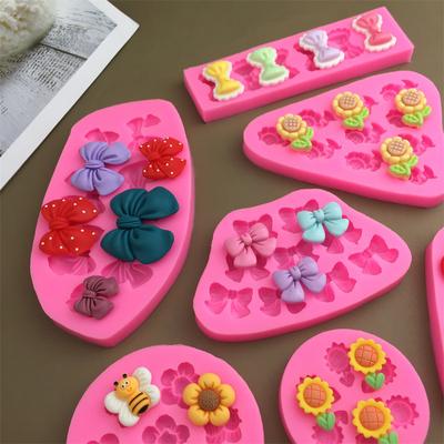 Söta Tecknade Blommor Rosett Bi Fondant Silikonformar DIY Muffin Fondant Tårtdekoration Chokladgodis Bakform