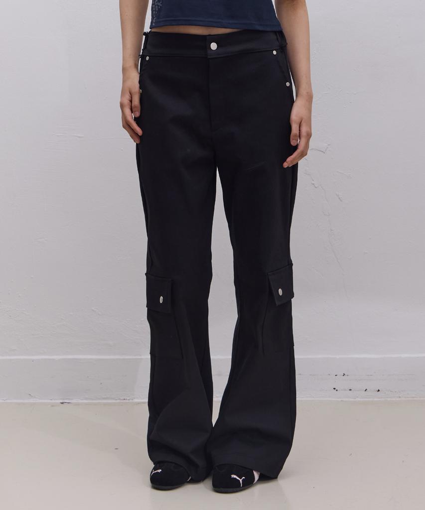 Ebeulisi Eyelet Wide Cotton Cargo Pants (Black)