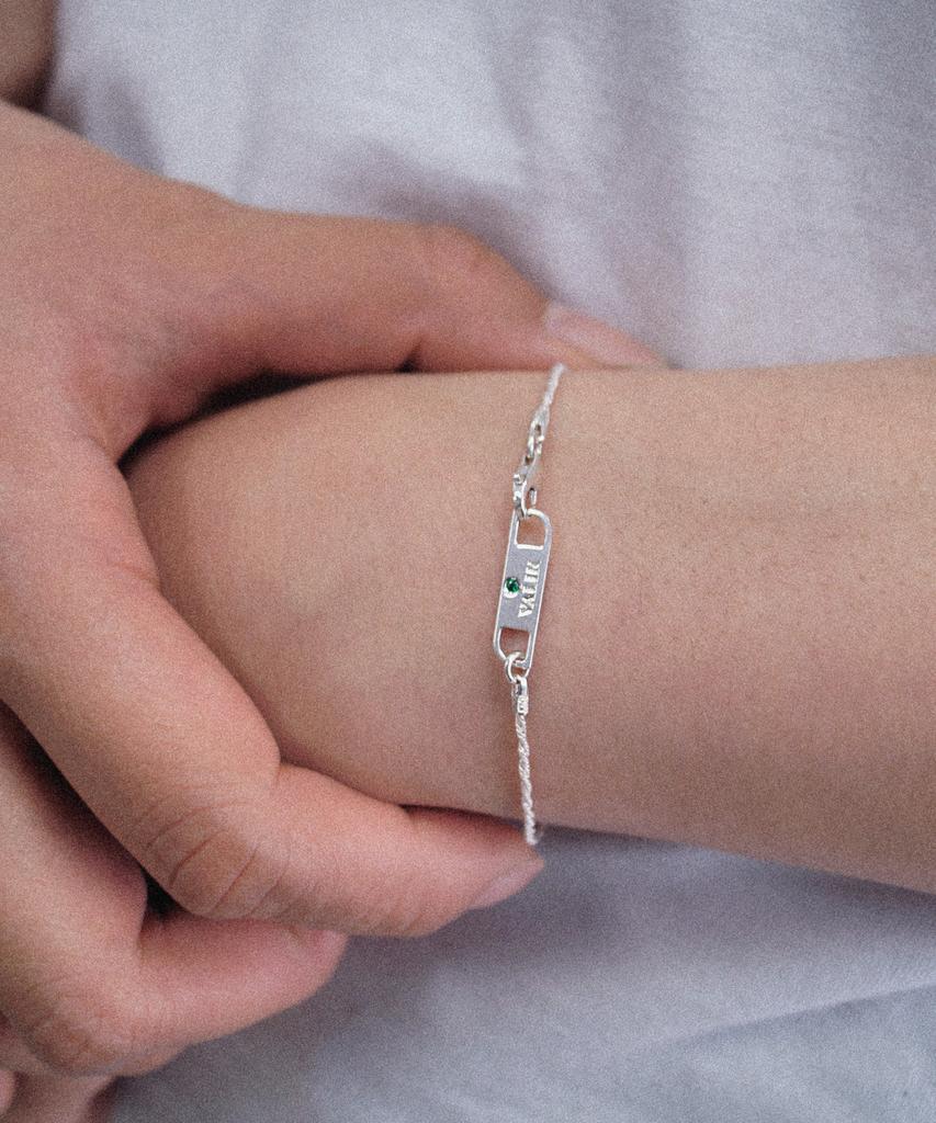 Valik [925 Silver] No. 84 Green Tag Rope Chain Bracelet