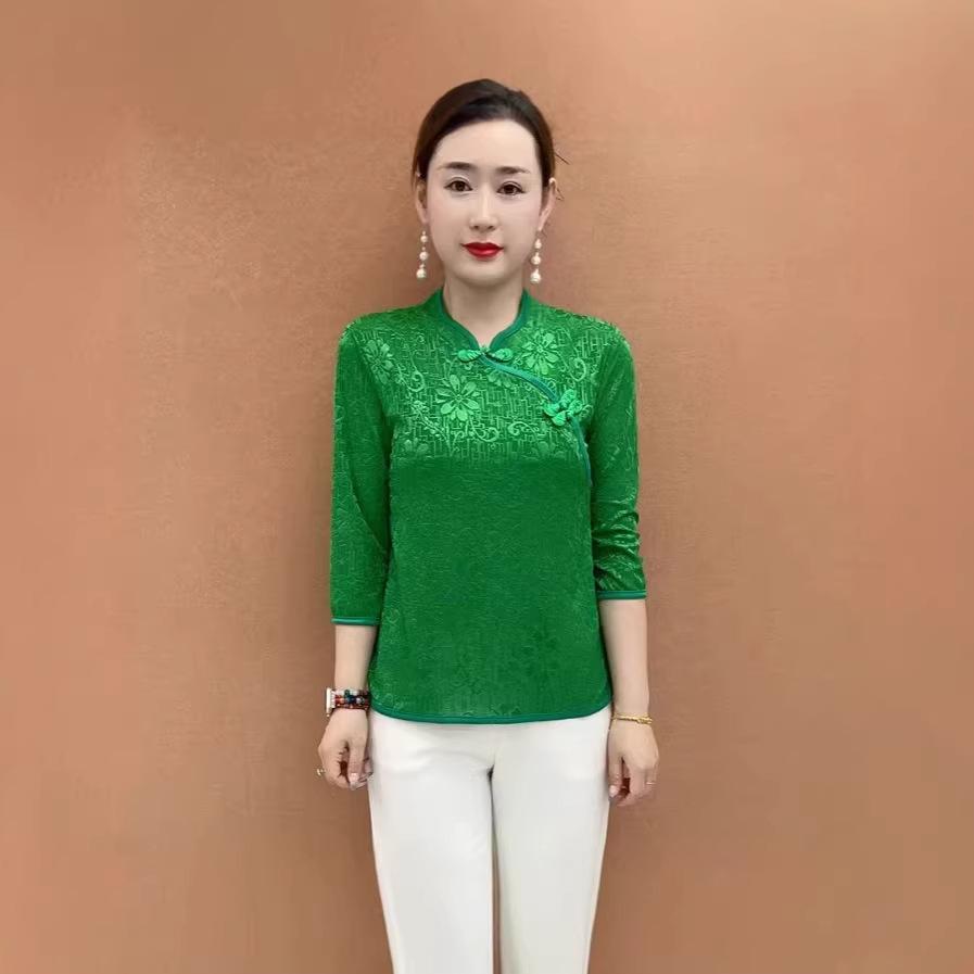 

2026 Floral Base Layer Shirt for Middle-aged and Elderly Women - Spring/Autumn Top 3XL (approx. 125-138 kg)