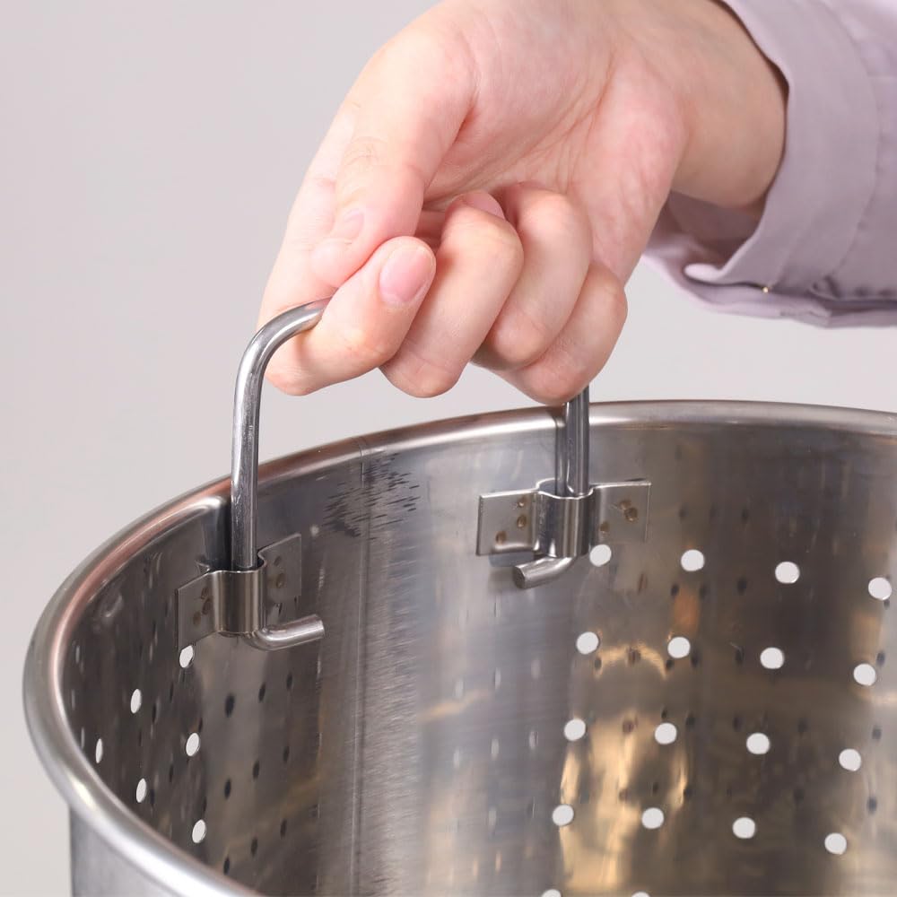 Stainless Steel Draining Basket for 30cm Stockpots, Suitable for Soups, Stews, Noodle Making, and Pasta Making. Features a Handle for Added