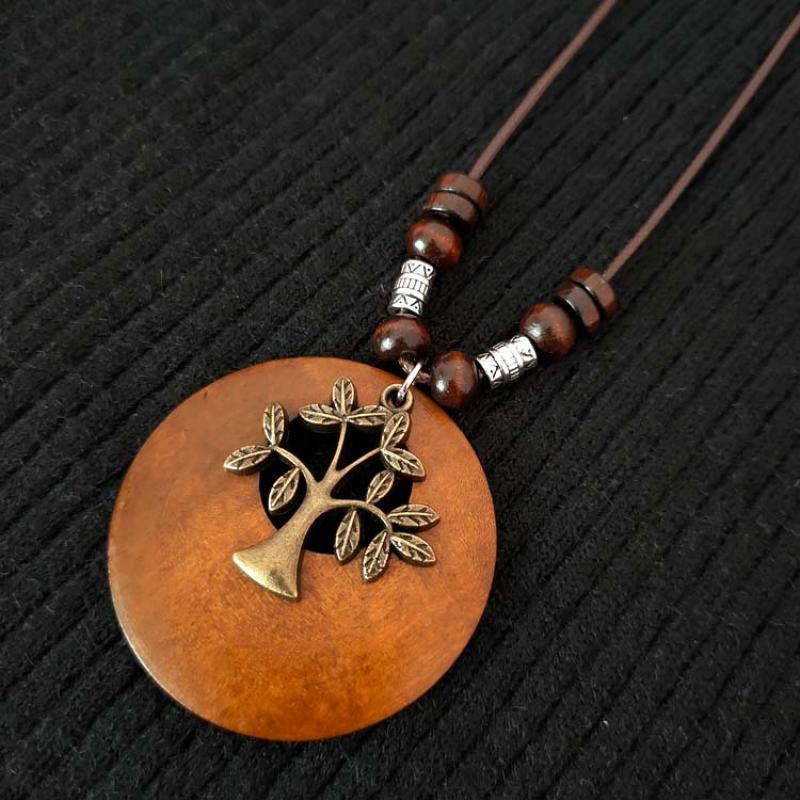 Vintage Accessories Ethnic Wind Korean Wooden Bird Pendant Long Necklace for Women Men Sweater Chain Jewelry