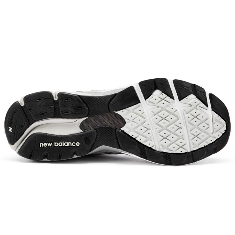 Nové New Balance 990 V3 Šedé M990GY3