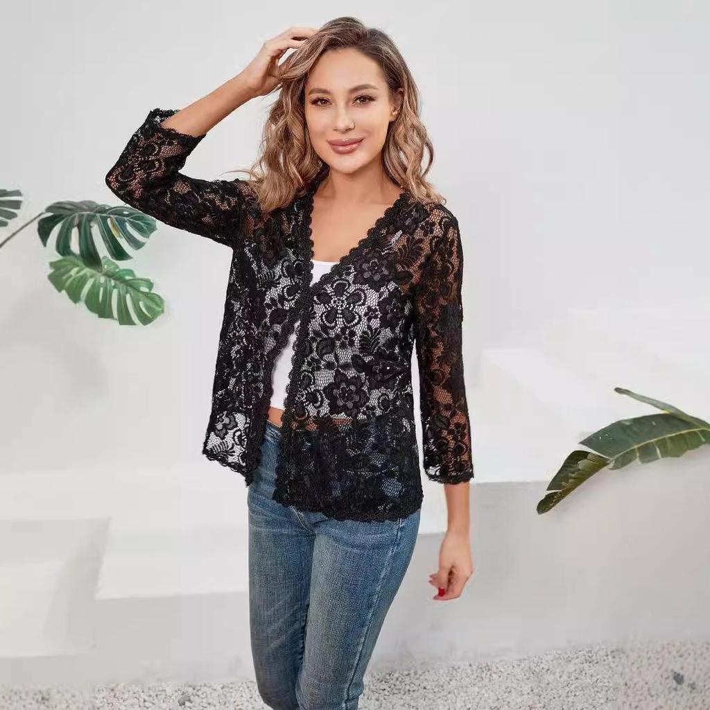Nový volný a všestranný plus-size krajkový top s ochranou proti slunci a průsvitným kardiganem s výstřihem
