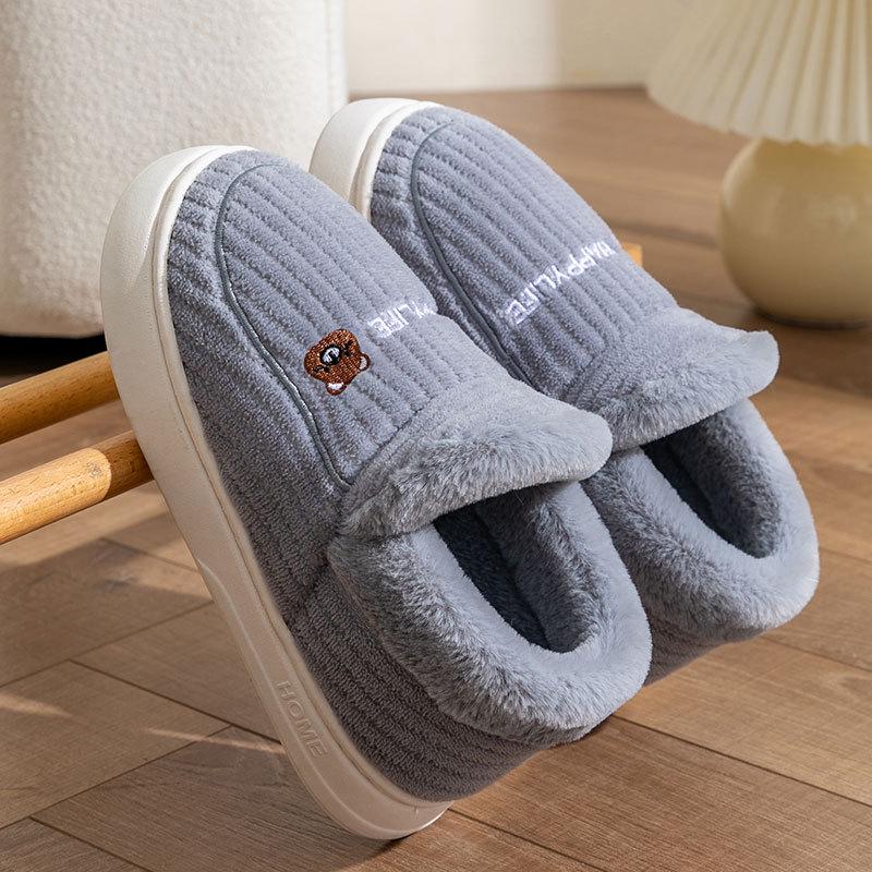 Men's and Women's Thickened Cotton Slippers: Fleece-Lined, Heel-Covering, Warm Indoor Shoes for Winter.