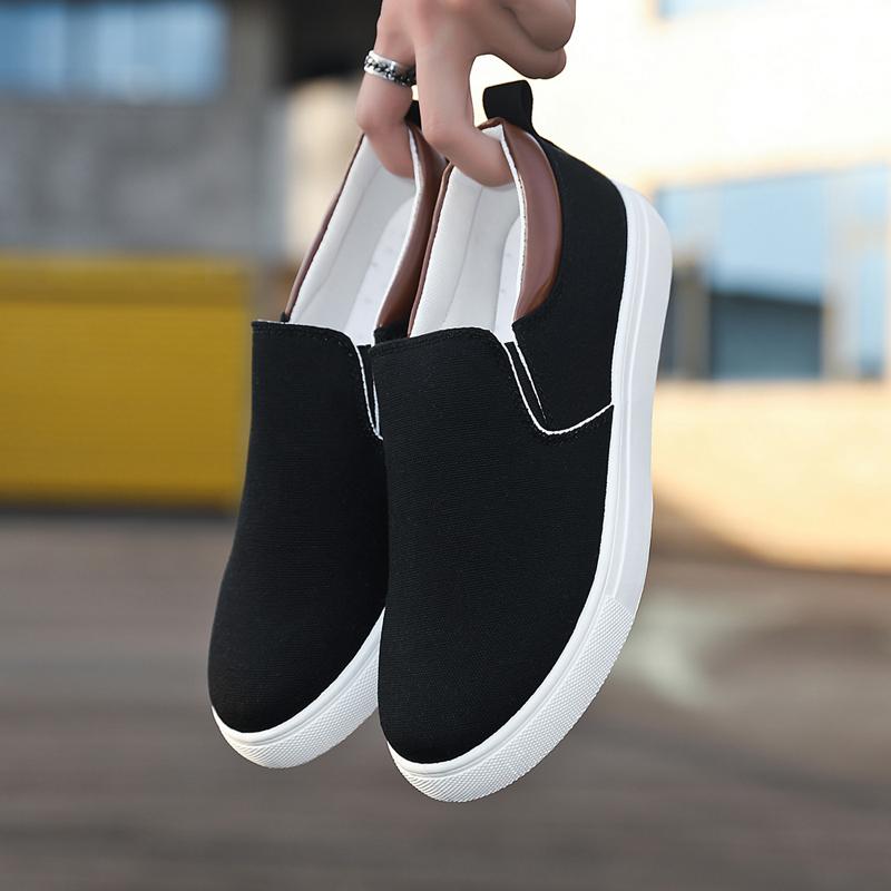 Men's Canvas Shoes Fashion Causal Men Vulcanized Sneakers Slip On Men's Plimsoll Male Trainers Trend Summer Outdoor Loafers Shoe