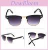 Gafas de Sol Estilo Retro Clásico Protección Uv400 Para Hombres y Mujeres En Audaz Montura Negra Dorada