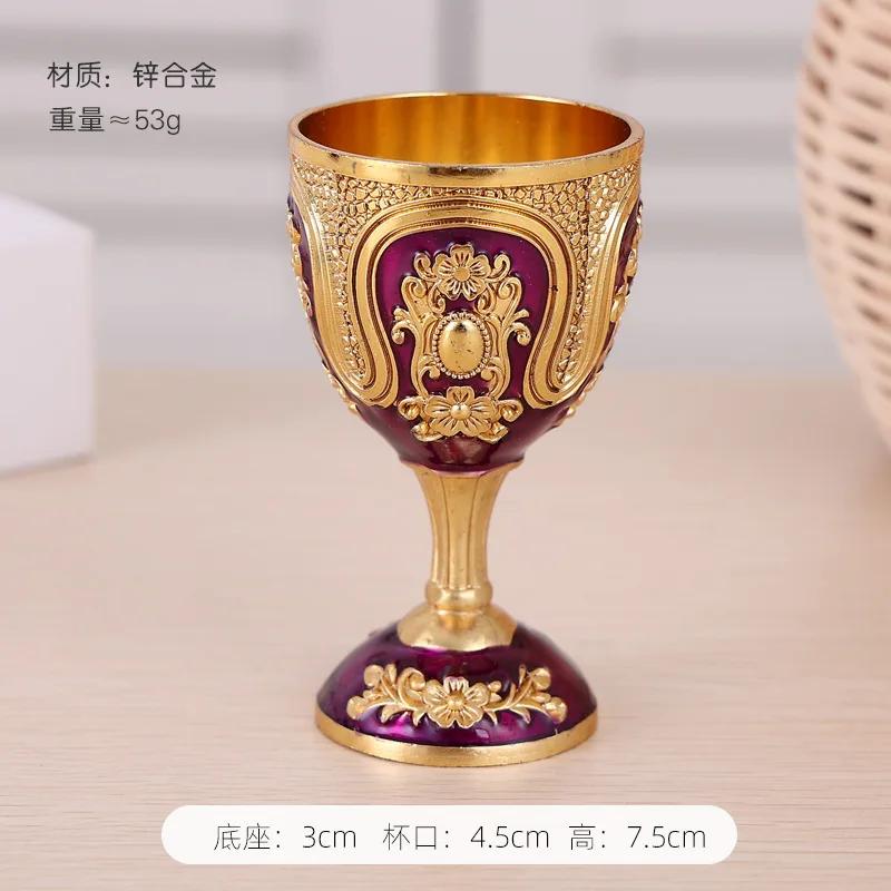 

25ml Wine Glasses Vodka Goblet Bronze Liquor Spirits Cup Mini European Retro Relief Castle Wedding Tumbler for Party Decoration