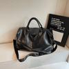 Short-distance Black Travel Bag Premium Sense Hand-held Business Travel Bag Large Capacity Training Sports Bag Textured Fitness Bag