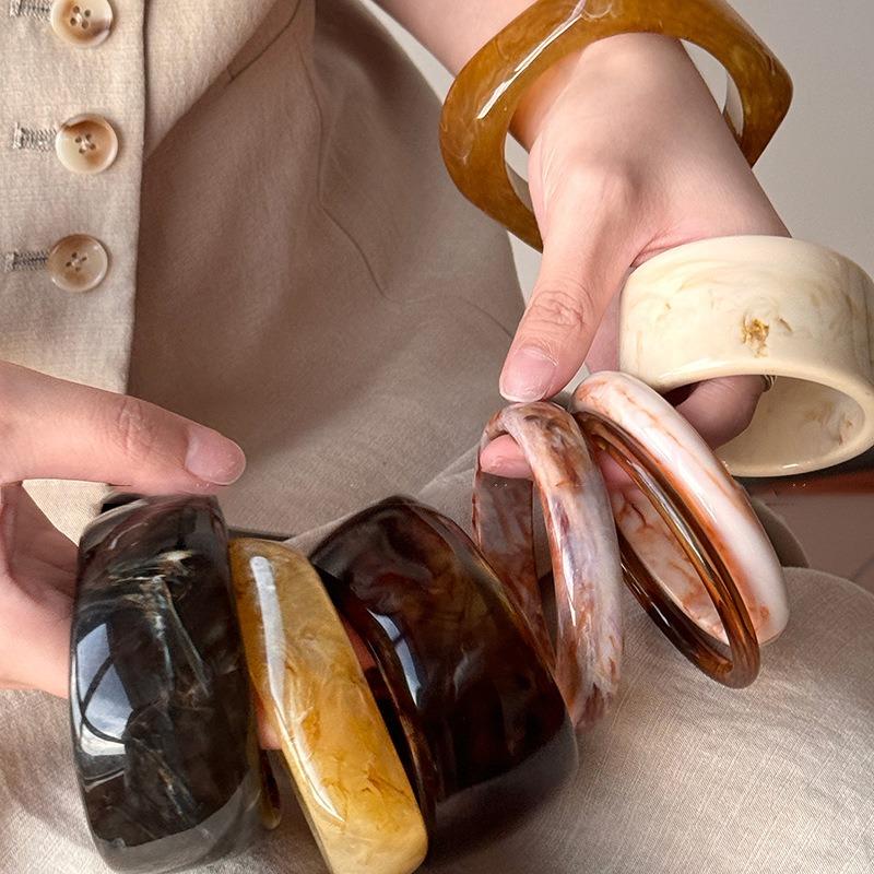 Maillard Irregular Wide Edge Bracelet Retro Fashion High Sense Bracelet Niche Versatile Personality Design Jewelry Women