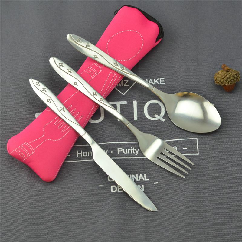 Stainless Steel Steak Cutlery Set with Fabric Bag – Portable, Stylish, Practical Gift Option.