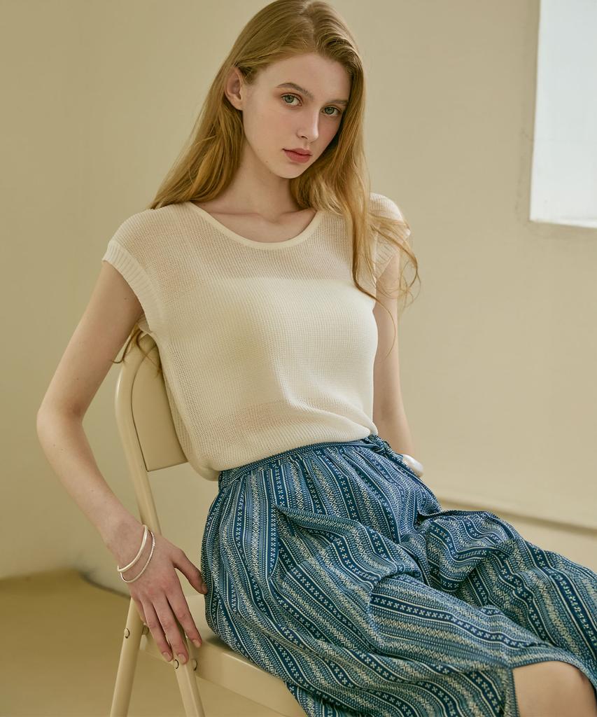 VIKINI VENDER Tessa U-Neck Knit Cap Sleeve Top