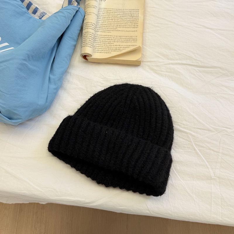 Autumn/Winter Warm Knit Wool Hat: Stylish Korean-Style Beanie for Women