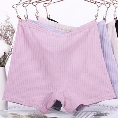 Partea inferioară (Îmbrăcăminte damă) – Pantaloni scurţi