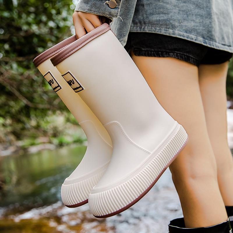 New Fashion High Tube Thick-soled Rain Boots Women's Outer Wear Bundle Non-slip Water Shoes Warm Rain Shoes Waterproof Glue Shoes Fashion