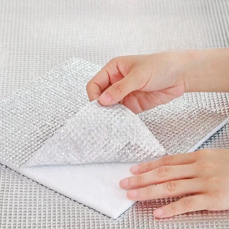 ZISIZ Outdoor Moisture-Proof Camping Mat
