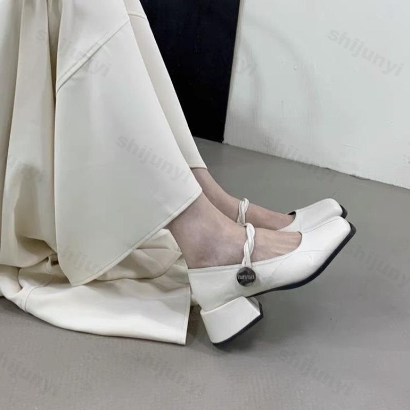 2026 Women Mary Jane Shoes Autumn Soft Leather Eelgant Dress Shoes New Ladies Casual Retro Square Toe Fashion Women's Shoes