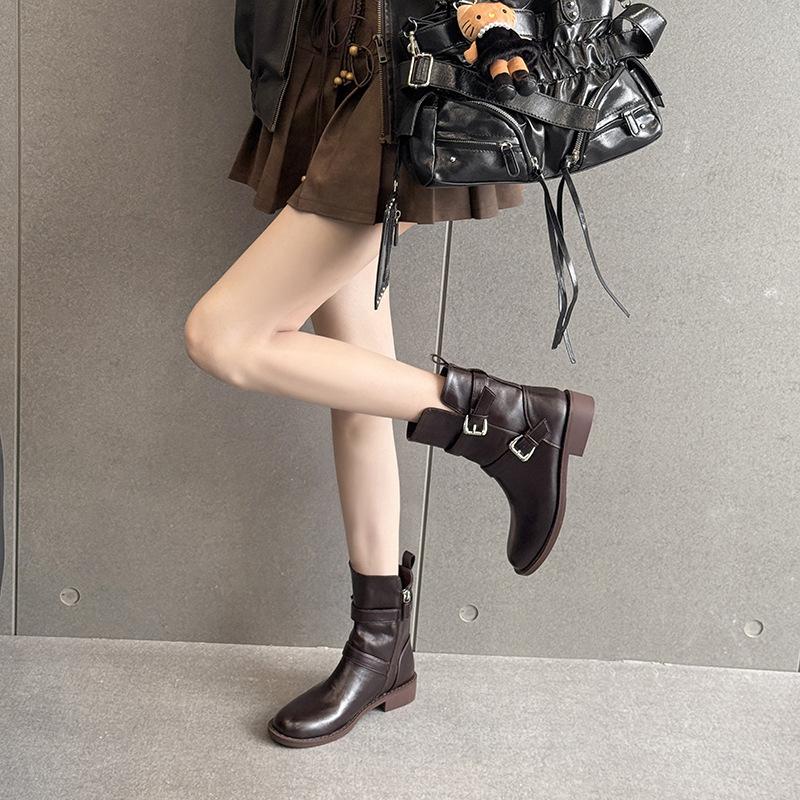 

French retro pointed versatile side zipper short boots 2025 autumn and winter belt buckle versatile thin thick-soled locomotive boots 40 коричневый