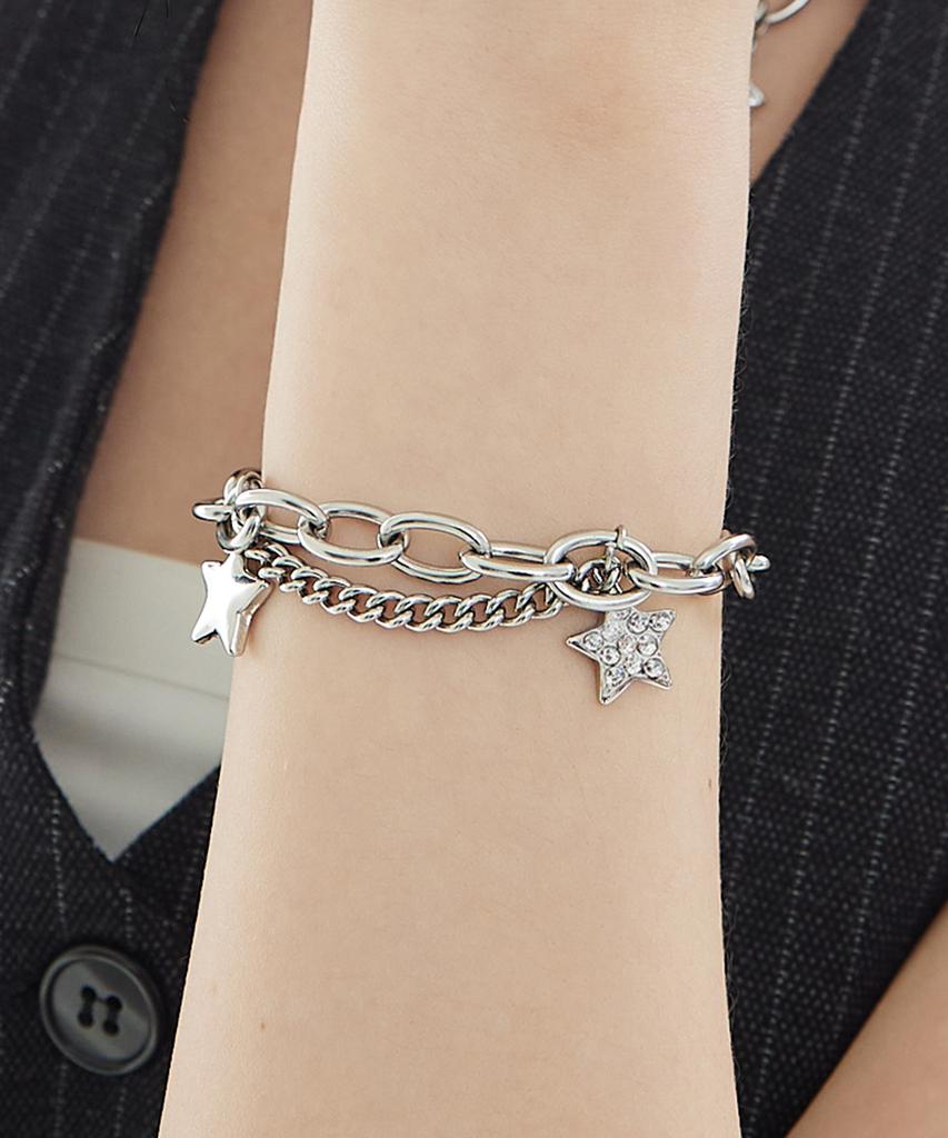 Vvv Funky Star Bold Chain Surgical Bracelet