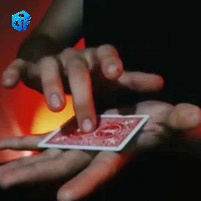 Instant Vanishing Card Stack: Street Magic Trick for Visual Poker Effects