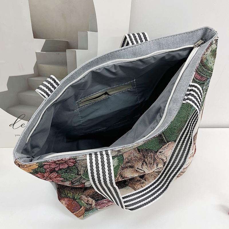 New women's retro embroidery bag women's bag fashionable retro women's shoulder bag large-capacity class tutoring bag