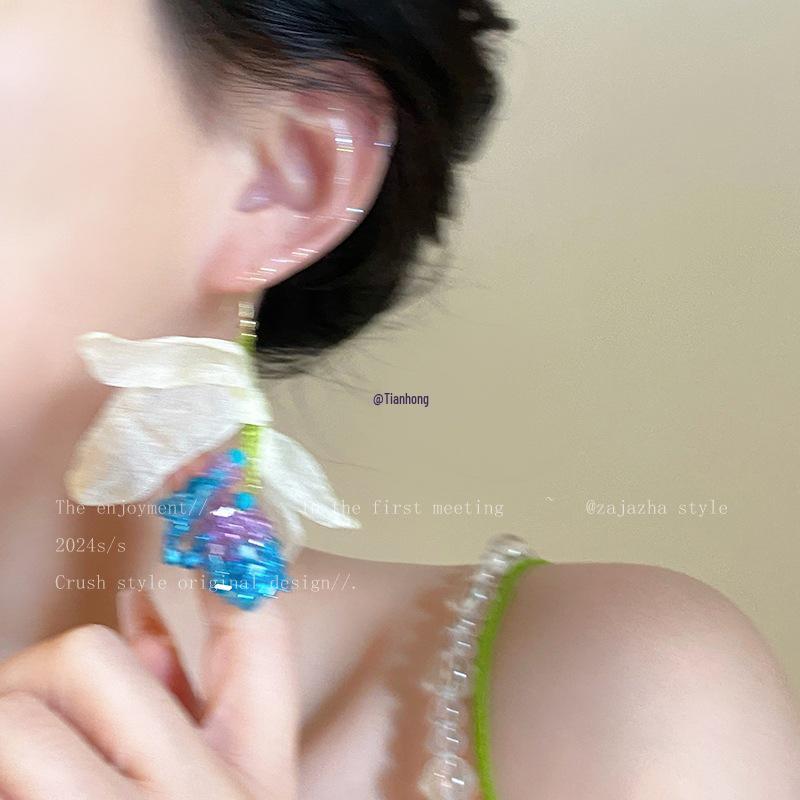 Green Island Beaded Flower Earrings: Spring Dopamine Style, Exaggerated Beach Vacation Jewelry for Women