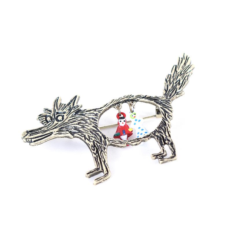 Retro Fairy Tale Little Red Riding Hood Doll Pin: European & American Hollow Jackal Brooch