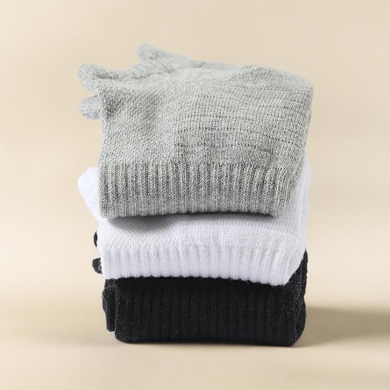 1 Pair Men's Ankle Socks Athletic Running Socks Low Cut Sports Socks Cotton Solid Color Mesh Breathable Cushioned Tab Socks