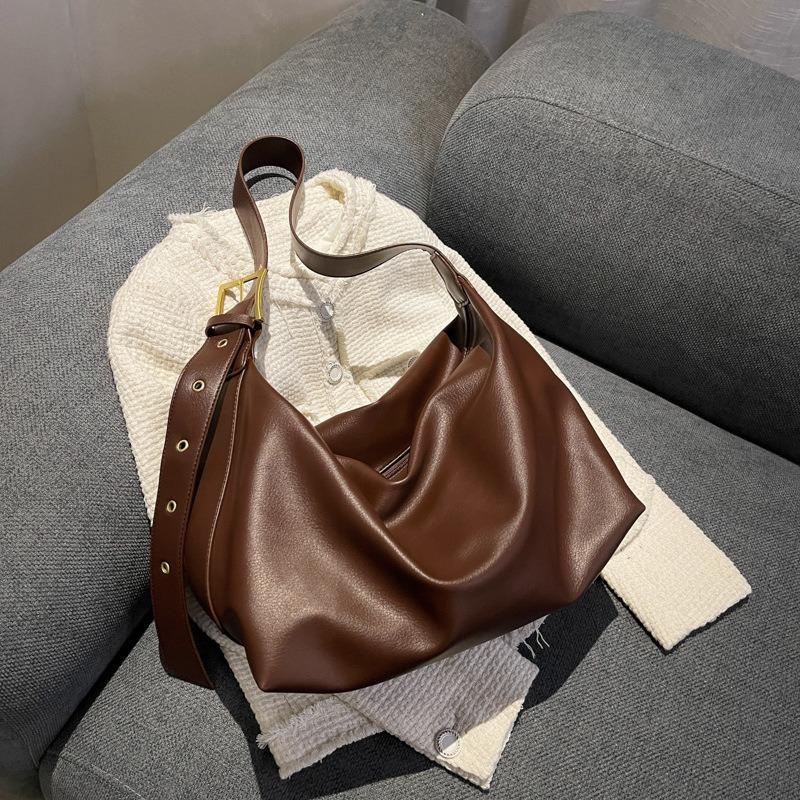 New Women's Bag Fashion Shoulder Backpack Portable Messenger Bag Trendy Fashion Soft Leather Large Capacity Bag Women's Student Bag