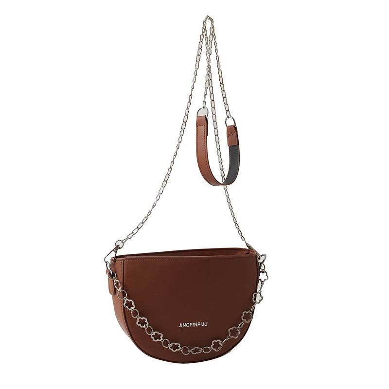

Versatile women s bags, simple and fashionable shoulder messenger bags, niche design trend chain bags one size fits all