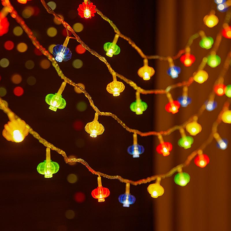 Solar-Powered Red Lantern String Lights for Spring Festival Courtyard Decoration