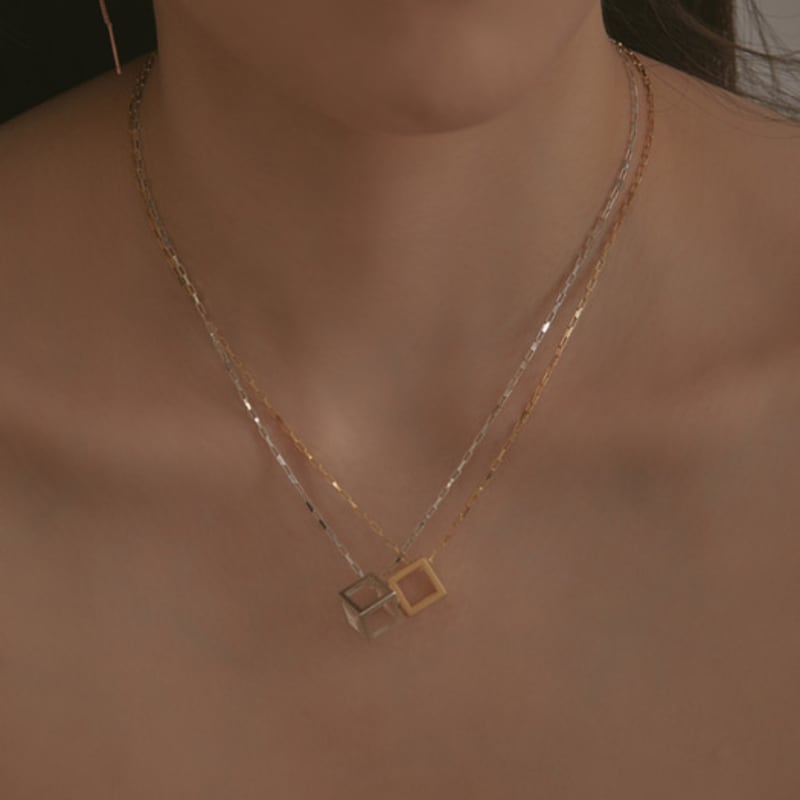 BONAFIDE JEWELRY Großer Rahmen Würfel Halskette