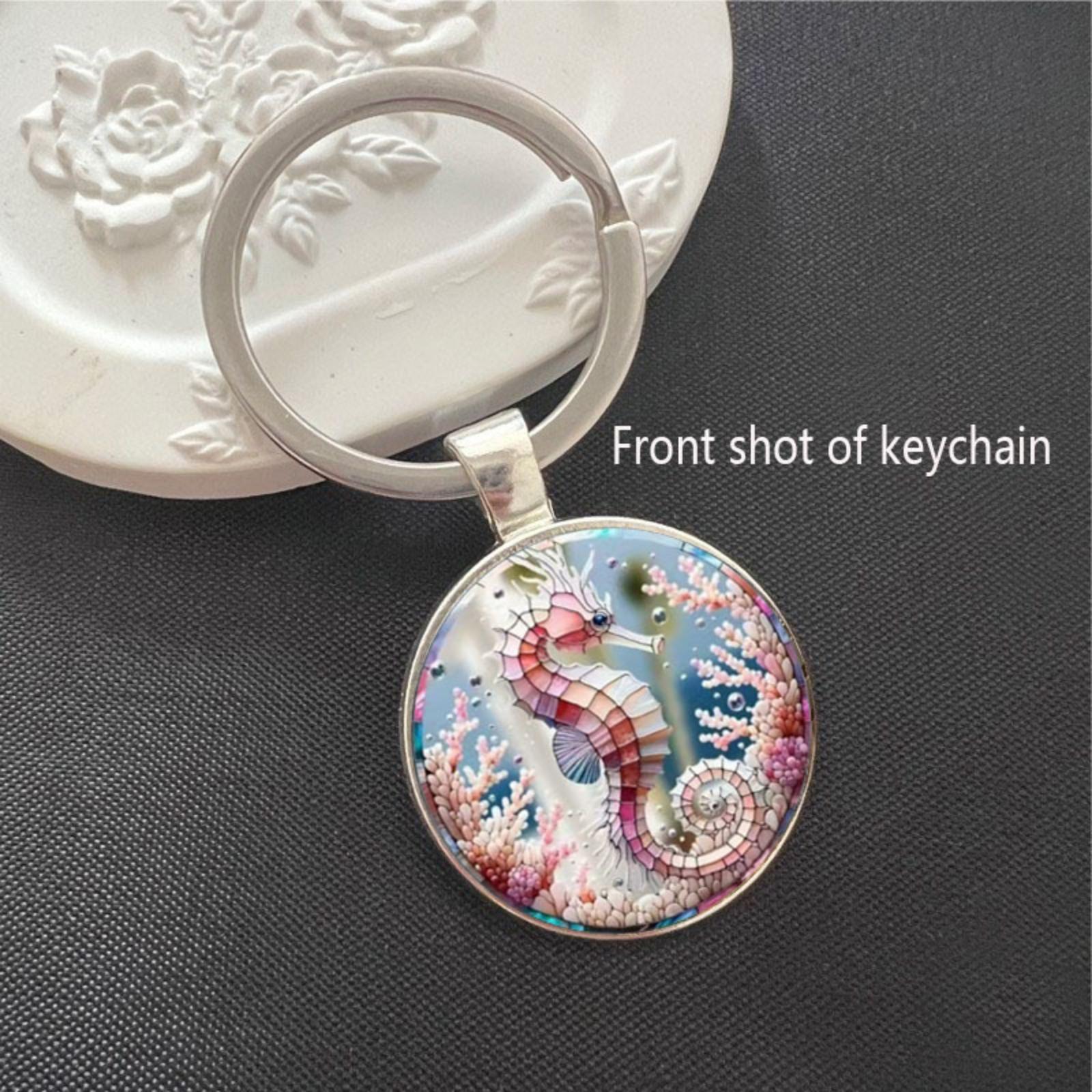

Round Alloy Keychain Pendant with Artistic Seahorse Print Metal Key Ring for Bags Backpacks Luggage and Keys Accessories One Size