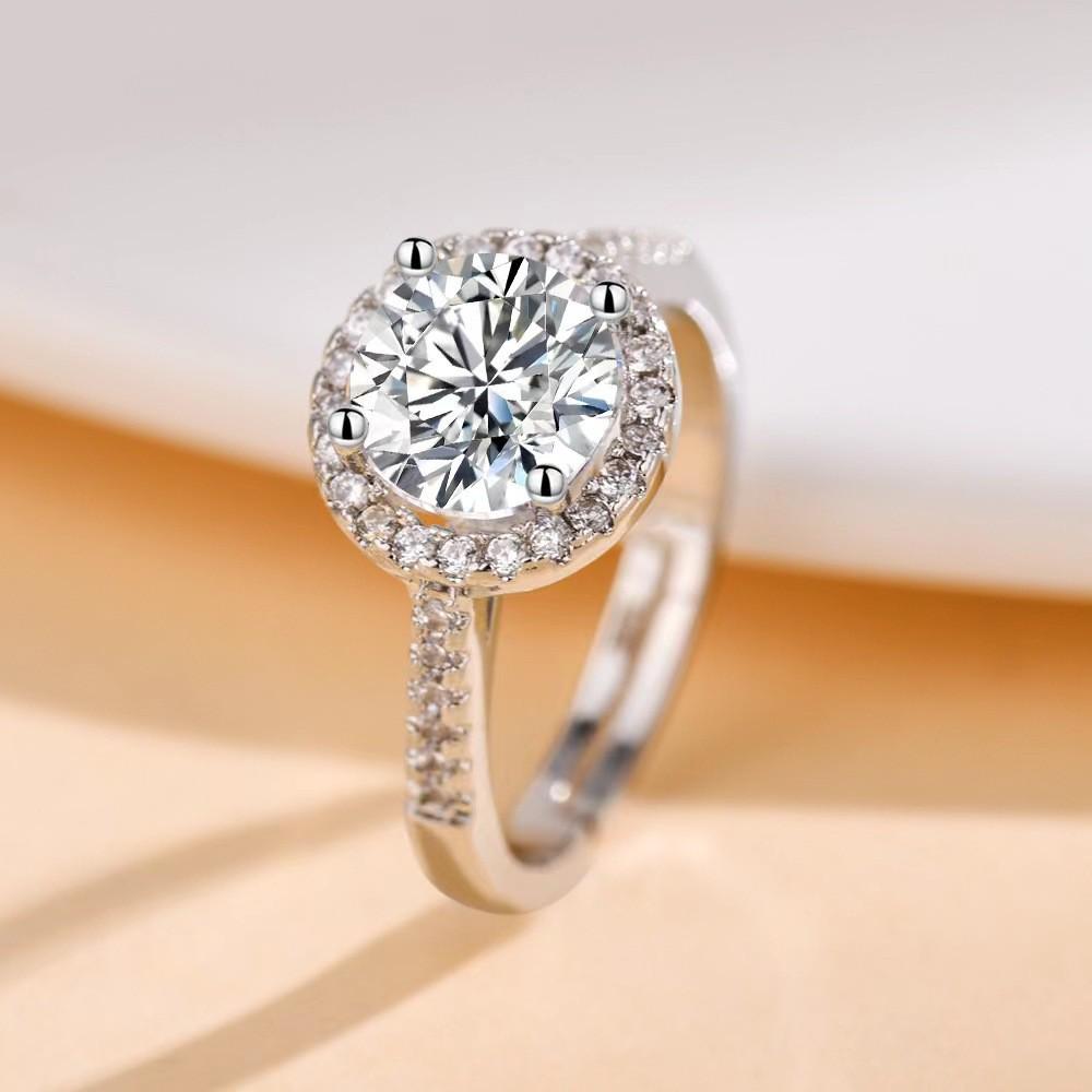 TikTok Influencer Inspired Moissanite Six-Prong Wedding Ring for Women - One Carat Jewelry